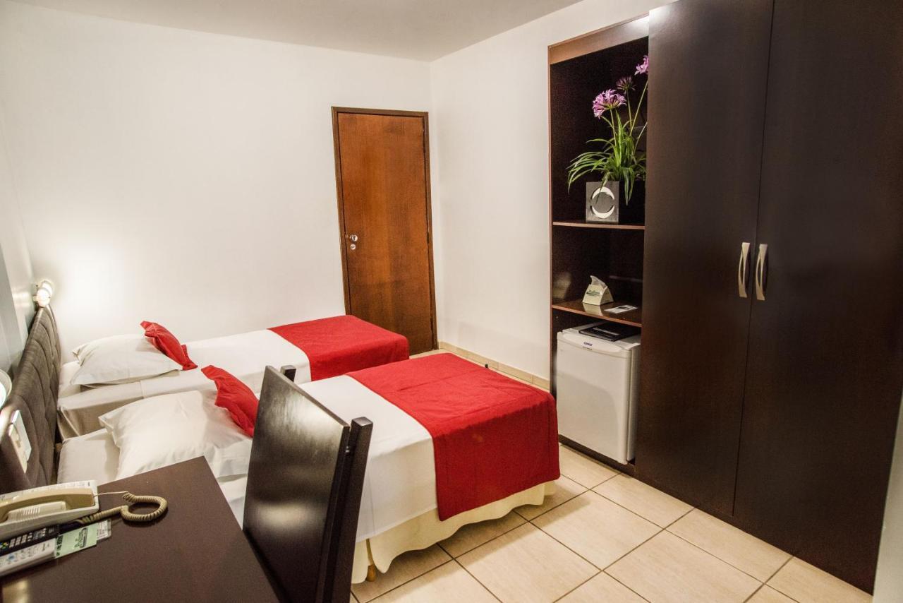 Podium Apart Hotel Варжиня Екстериор снимка