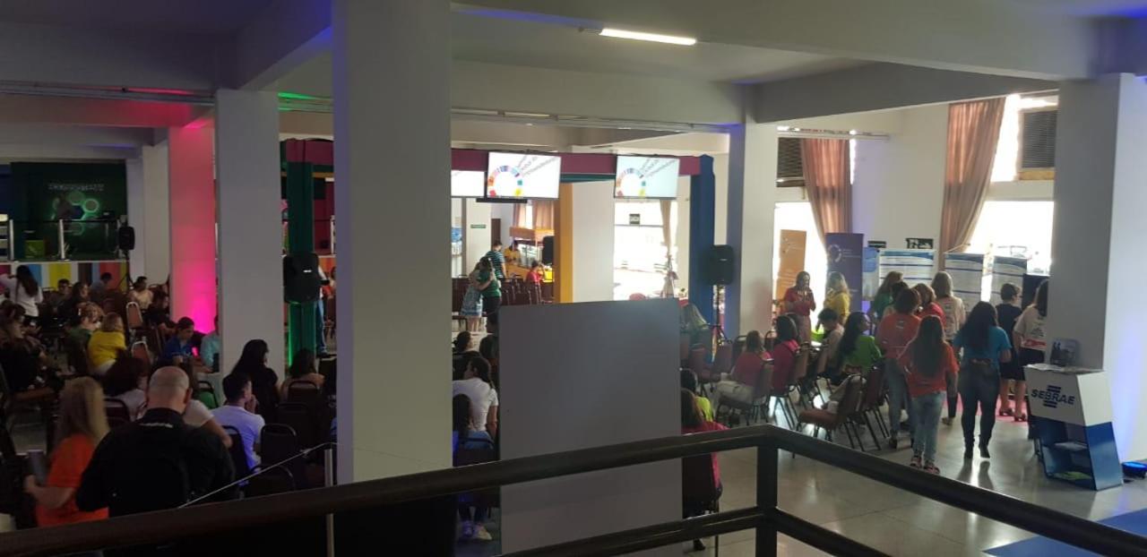 Podium Apart Hotel Варжиня Екстериор снимка