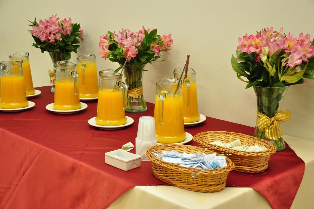 Podium Apart Hotel Варжиня Екстериор снимка